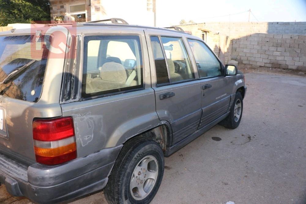 جيب جراند شيروكي